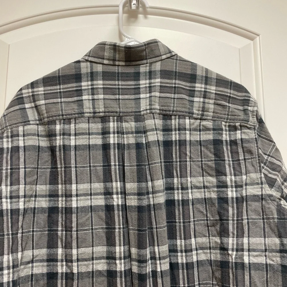 Eddie Bauer Men’s XL Black & Gray Plaid Flannel Shirt Outdoorsy Camping Fishing - Picture 6 of 8